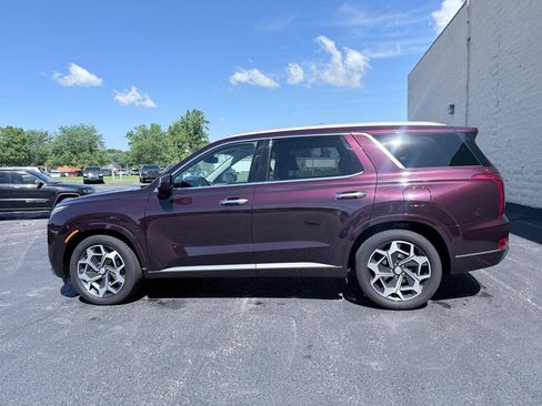 Used 2022 Hyundai Palisade Calligraphy FWD image 2