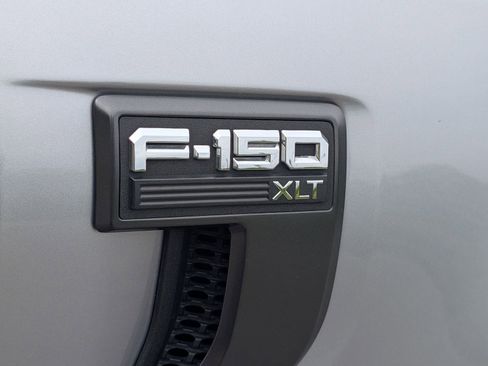 Used 2022 Ford F150 XLT w/ Equipment Group 302A High AWD/4WD image 6