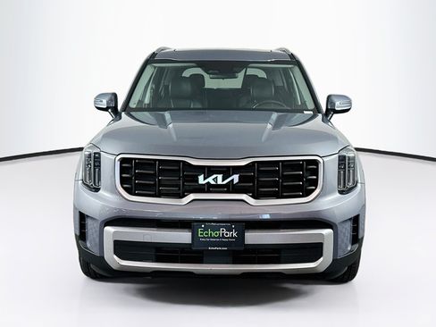 Used 2025 Kia Telluride S AWD/4WD image 2