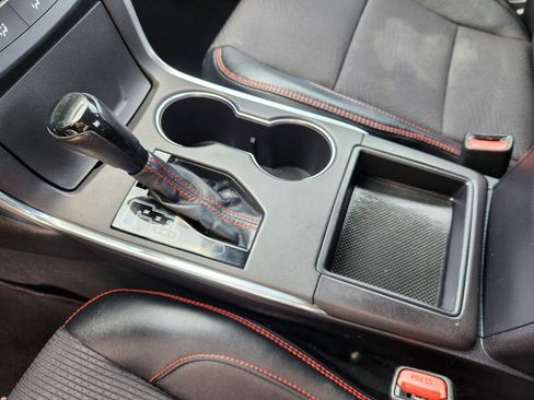 Used 2016 Toyota Camry SE image 19