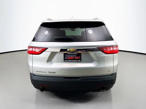 Used 2018 Chevrolet Traverse LT image 8