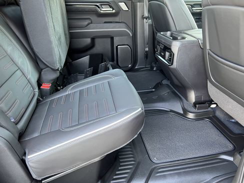 Used 2024 GMC Sierra 1500 AT4X AWD/4WD image 19
