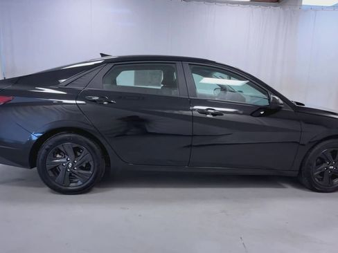 Used 2023 Hyundai Elantra SEL image 22