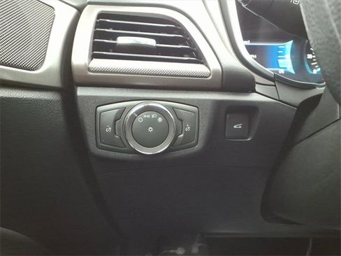 Certified 2020 Ford Fusion SE image 15