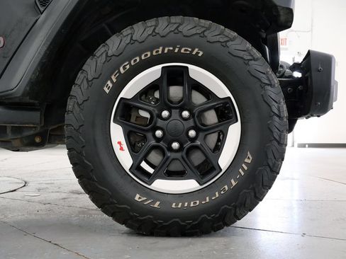 Used 2021 Jeep Wrangler Unlimited Rubicon AWD/4WD image 38