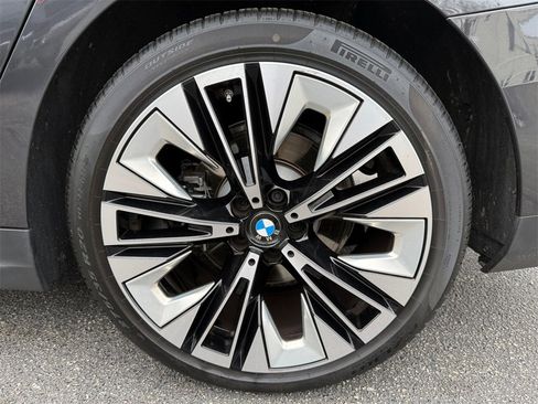 Certified 2025 BMW 530i xDrive 530i xDrive image 16