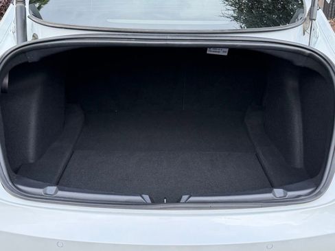 Used 2022 Tesla Model 3 Long Range AWD/4WD image 18