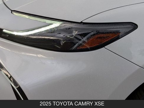 Used 2025 Toyota Camry XSE FWD image 11