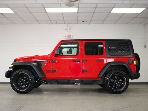 Used 2021 Jeep Wrangler Unlimited Willys image 3