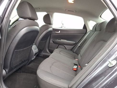 Used 2019 Kia Optima LX image 8