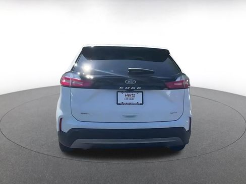 Used 2024 Ford Edge SEL image 12