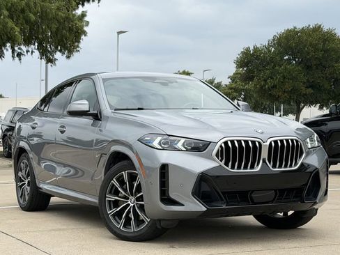 Used 2025 BMW X6 xDrive40i AWD/4WD image 2