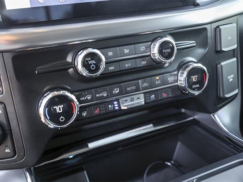 Used 2021 Ford F150 Lariat w/ Equipment Group 502A High image 23