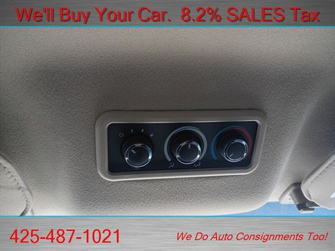 Used 2018 Chevrolet Express 2500 w/ Driver Convenience Package RWD image 25