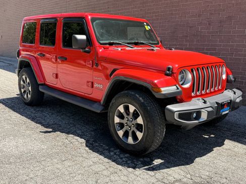 Used 2020 Jeep Wrangler Unlimited Sahara w/ Uconnect 4C Nav & Sound Group AWD/4WD image 8