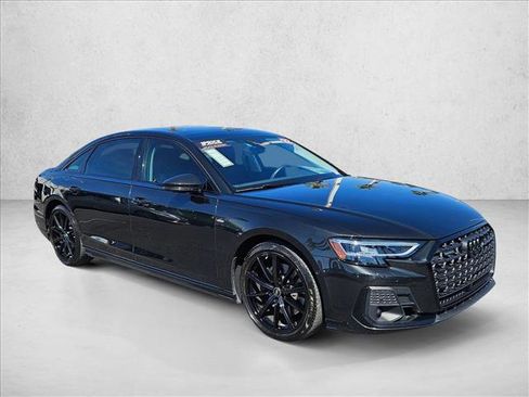 Used 2022 Audi A8 L 3.0T AWD/4WD image 3