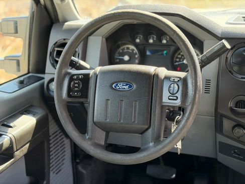 Used 2016 Ford F250 XL w/ Power Equipment Group image 19