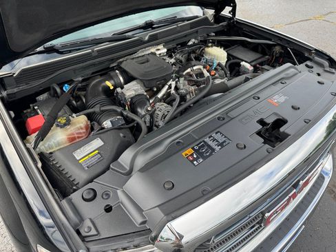Used 2015 GMC Sierra 2500 SLT AWD/4WD image 24