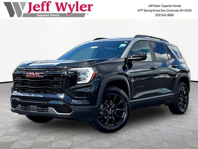 Used 2025 GMC Terrain Elevation w/ Elevation Premium Package