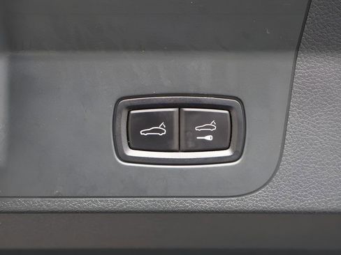 Certified 2021 Porsche Panamera 4S image 18