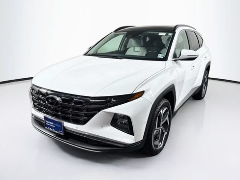 Certified 2023 Hyundai Tucson Limited AWD/4WD image 4