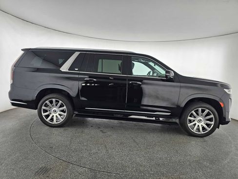 Used 2024 Cadillac Escalade ESV Premium Luxury Platinum AWD/4WD image 10