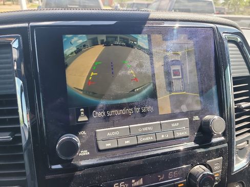 Used 2021 Nissan Titan Platinum Reserve w/ Moonroof Package image 13