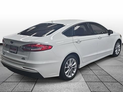 Used 2020 Ford Fusion SE FWD image 5