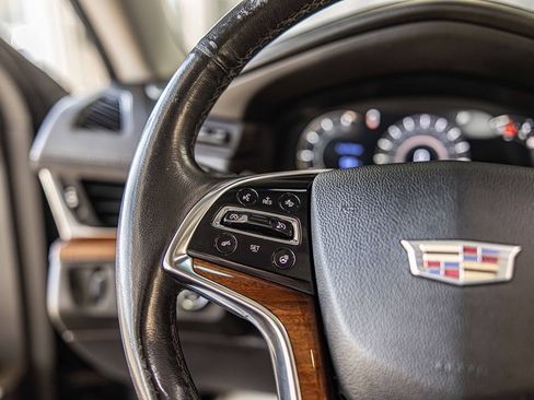 Used 2016 Cadillac Escalade ESV Premium image 28