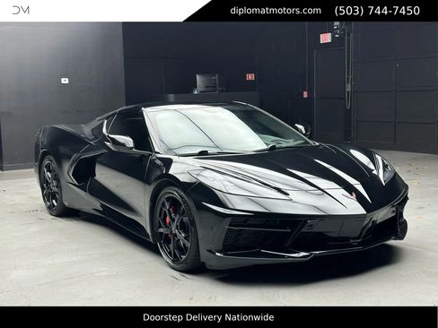 Used 2020 Chevrolet Corvette Stingray Premium Cpe w/ 3LT Preferred Equipment Group image 9