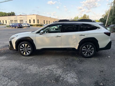 Certified 2023 Subaru Outback Touring XT AWD/4WD image 5