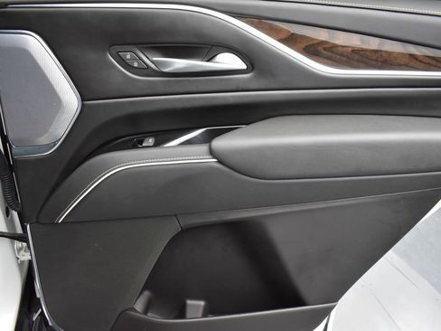 Used 2023 Cadillac Escalade Sport Platinum image 34