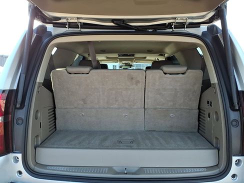 Used 2019 Chevrolet Tahoe LT image 6