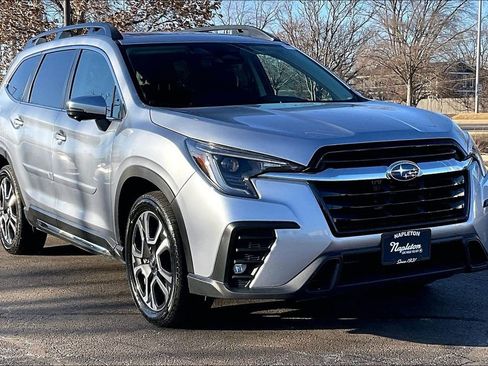 Certified 2023 Subaru Ascent Limited w/ Technology Package image 39