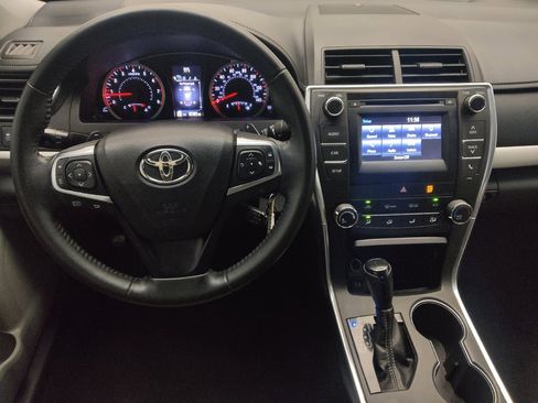 Used 2015 Toyota Camry SE image 22