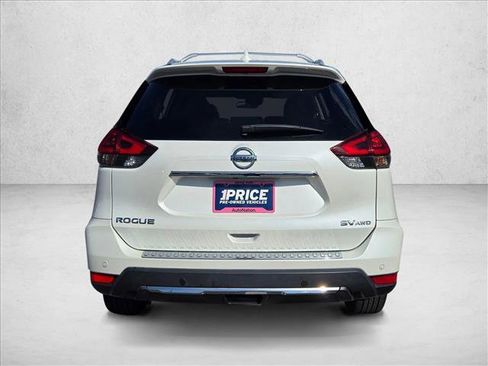 Used 2019 Nissan Rogue SV image 7