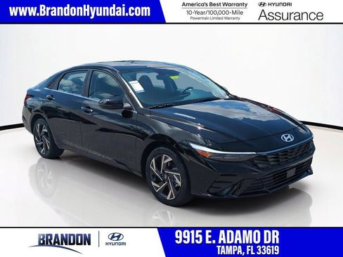New 2026 Hyundai Elantra Limited FWD image 1