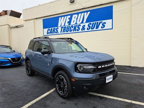 New 2025 Ford Bronco Sport Outer Banks w/ Outer Banks Tech Package+ image 1