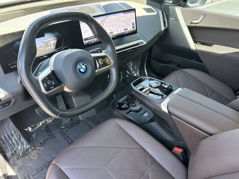 Used 2024 BMW iX xDrive50 w/ Sport Package AWD/4WD image 24