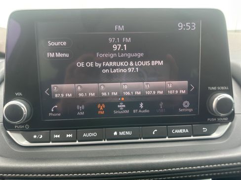 Used 2023 Nissan Rogue SV FWD image 23