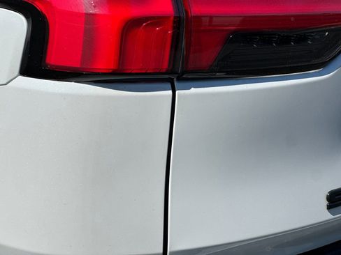 Used 2023 Toyota Sequoia Limited image 28