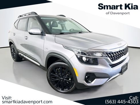 Certified 2022 Kia Seltos Nightfall Edition image 1