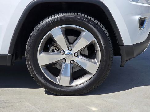 Used 2014 Jeep Grand Cherokee Limited AWD/4WD image 9