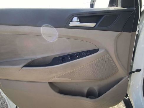 Used 2020 Hyundai Tucson SEL w/ Cargo Package image 12