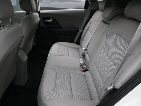 Used 2022 Kia Niro LXS image 26