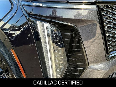 Used 2026 Cadillac Escalade ESV Platinum Sport w/ LPO, ONYX Package AWD/4WD image 25