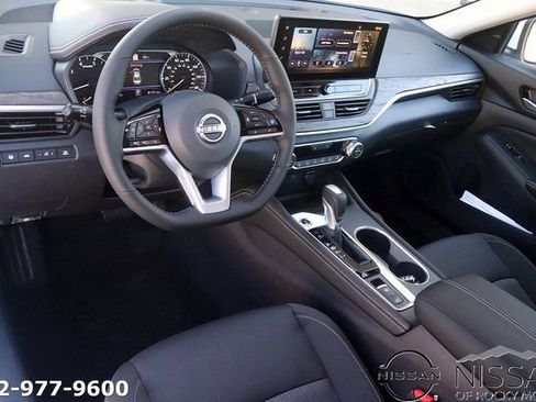 New 2025 Nissan Altima 2.5 SV w/ SV Premium Package image 10