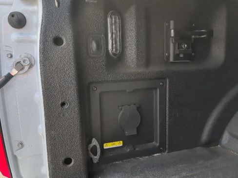 Used 2021 Ford F150 XLT w/ Equipment Group 302A High image 10