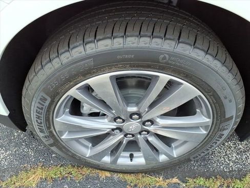 New 2025 Cadillac XT5 Premium Luxury image 12