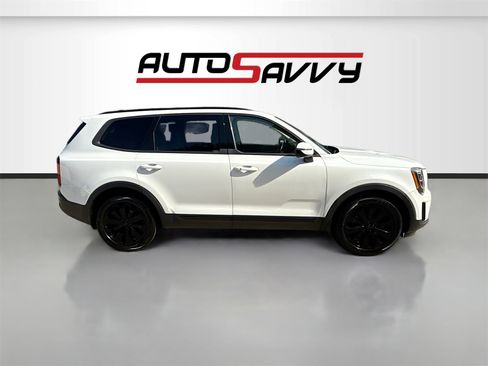 Used 2021 Kia Telluride EX w/ EX Premium Package image 8